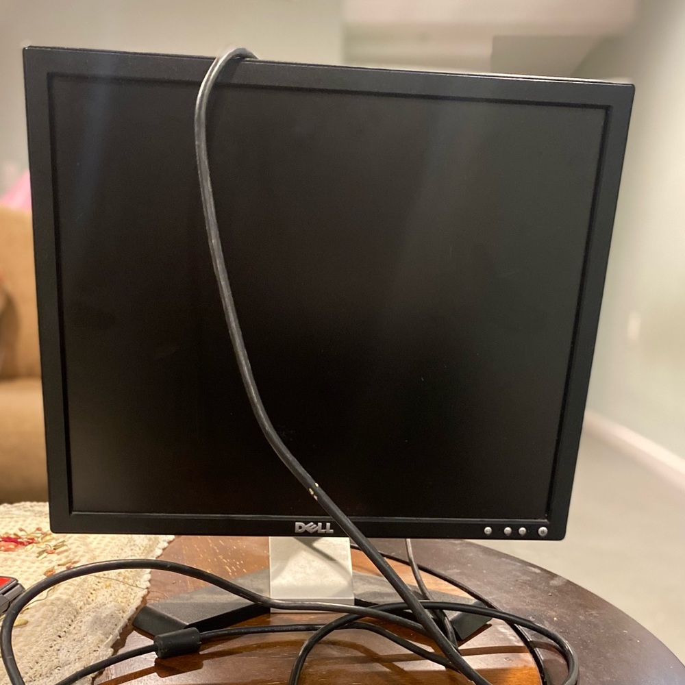 2 Desktop monitors for sale. Need gone ASAP